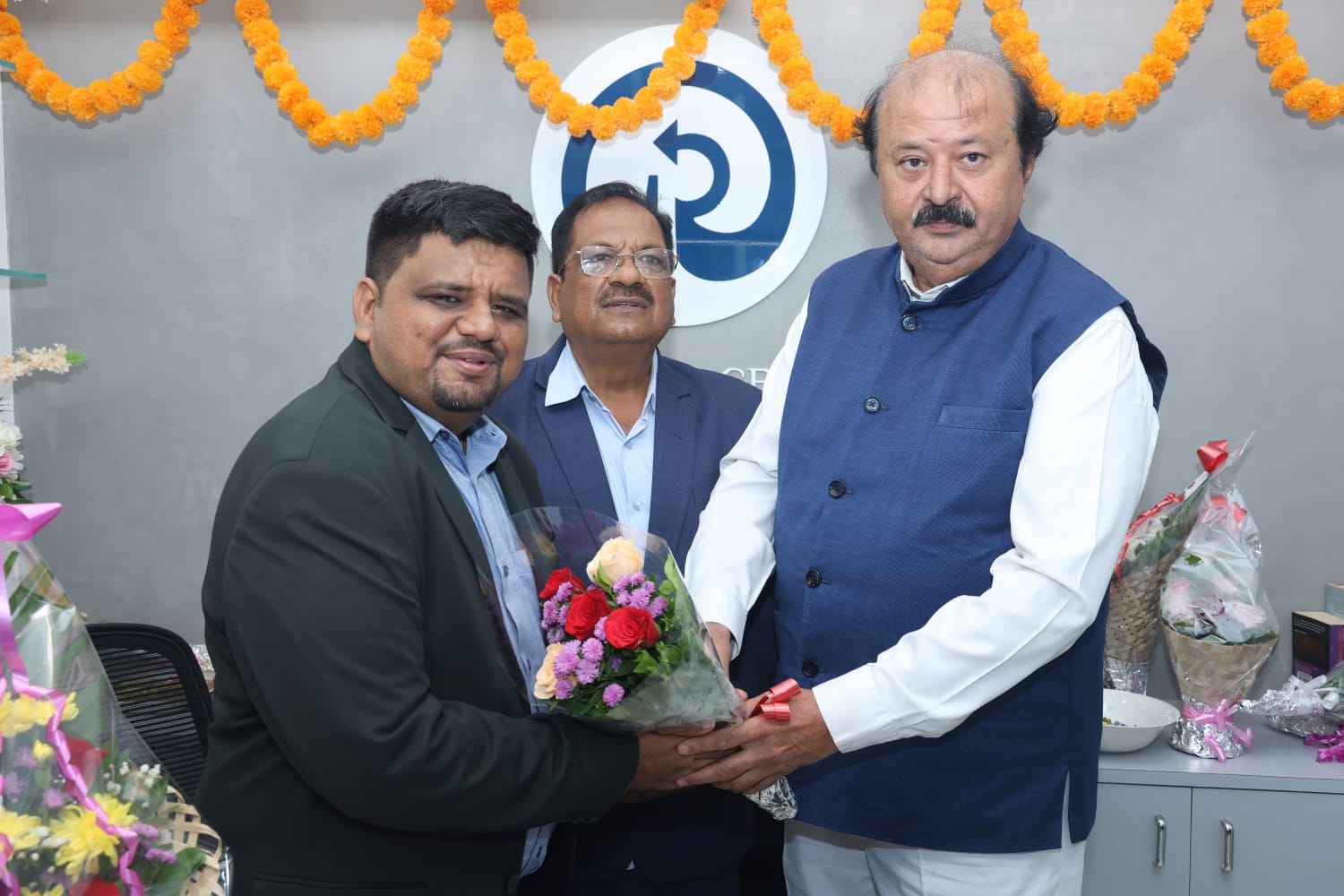 About Raaj Investment